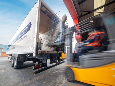 logistics image carousel 4